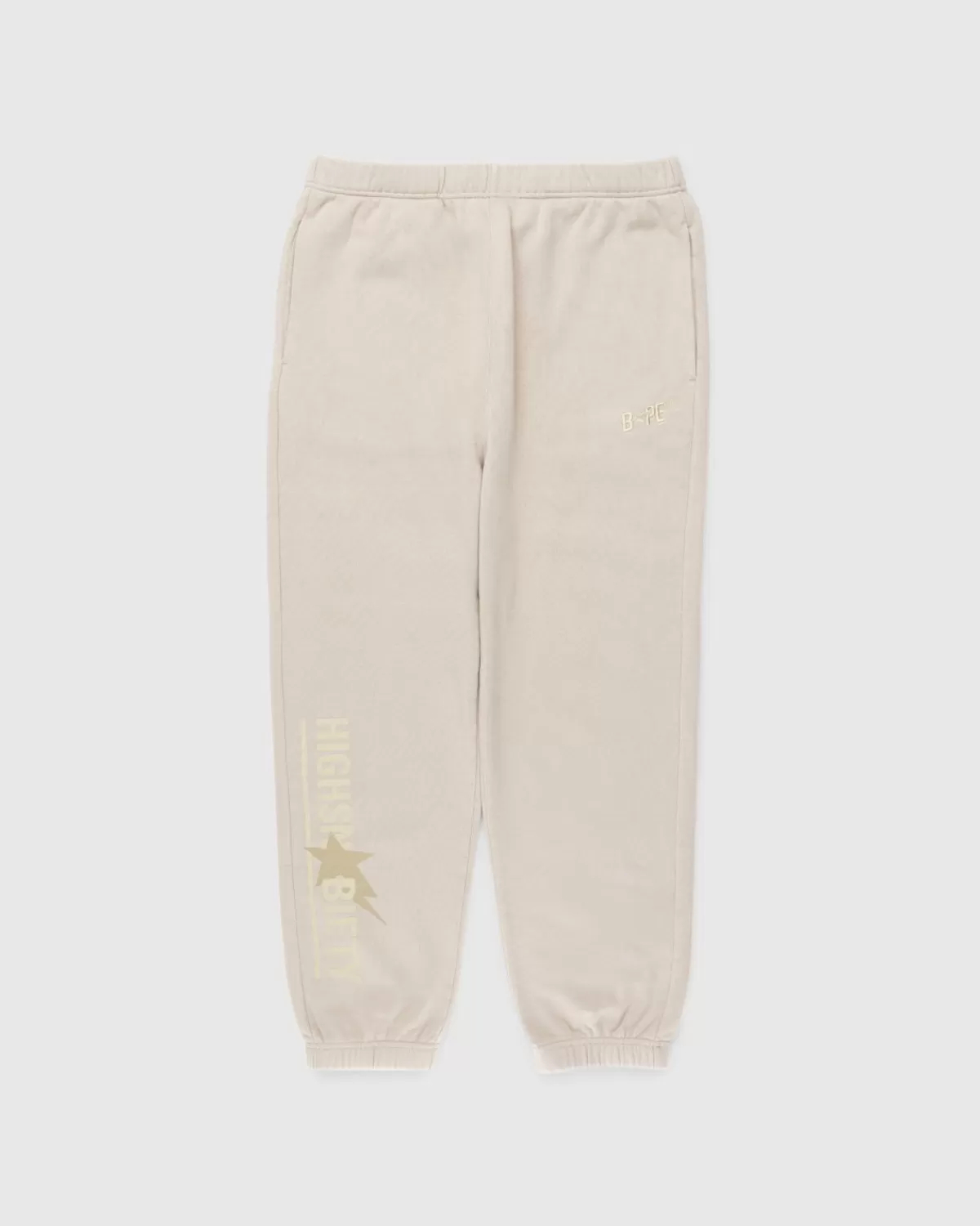 Broek^BAPE X Highsnobiety Heavy Washed Joggingbroek Beige