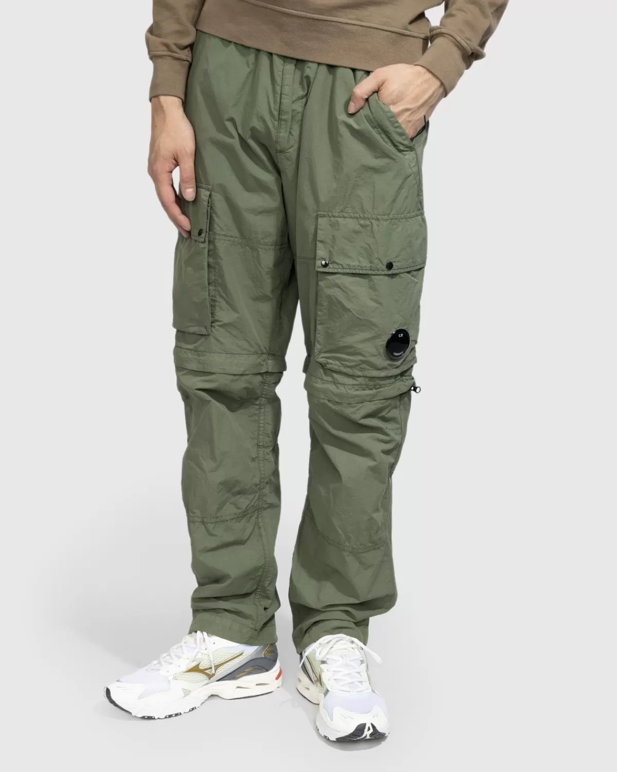 Broek^C.P. Company Cp Company - Flatt Nylon Cargobroek Met Ritssluiting Bronsgroen