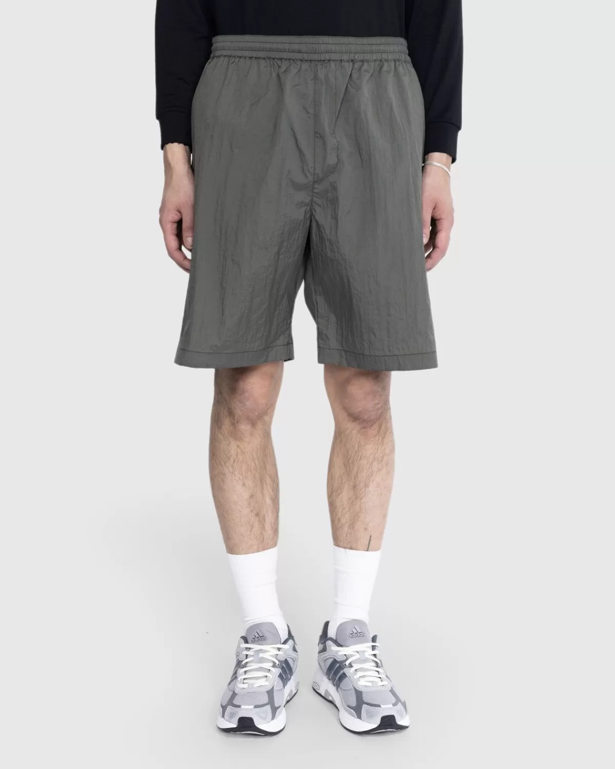 Korte Broek^Highsnobiety - Textuur Nylon Halflange Elastische Short Grijs