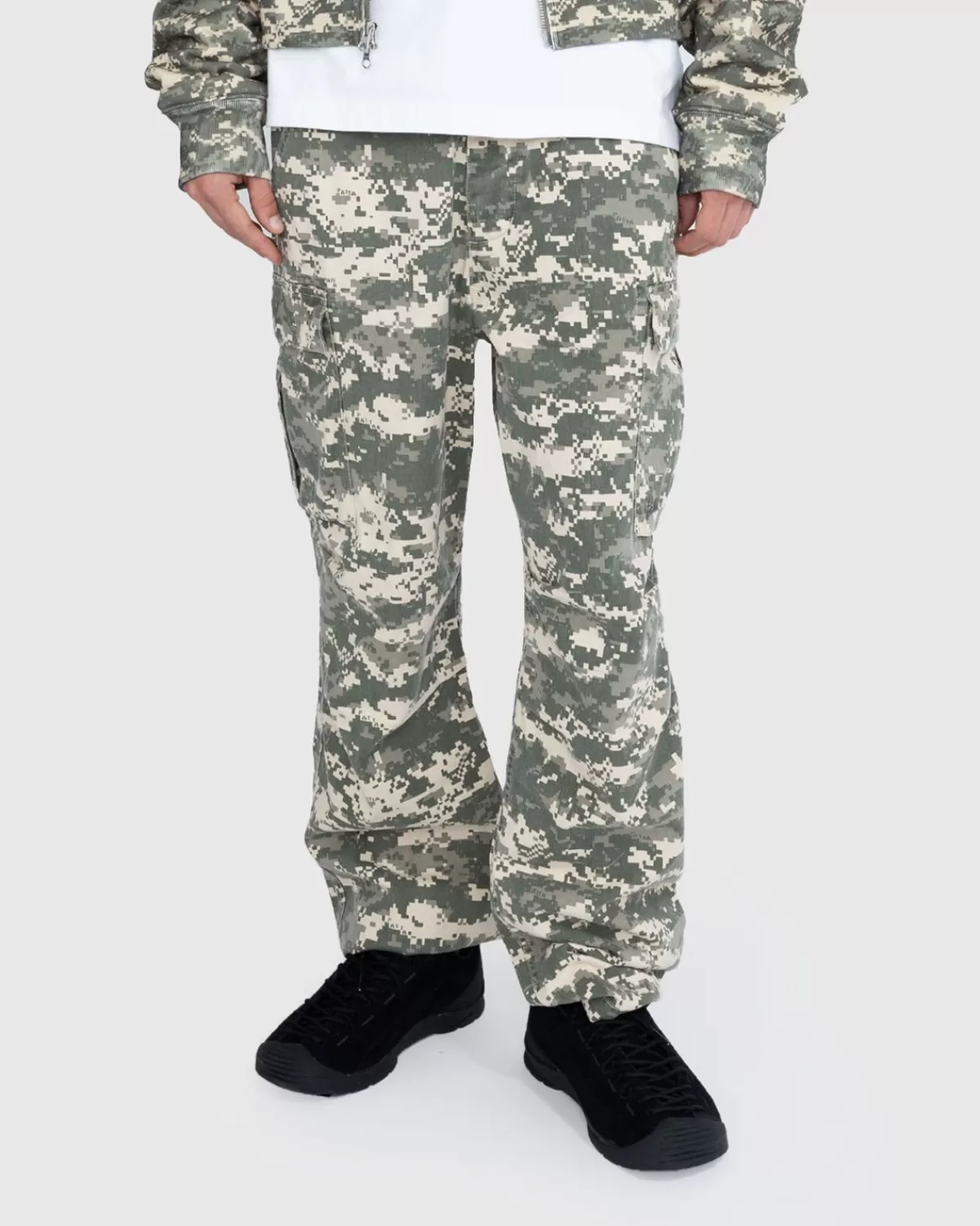 Broek^Patta Digi Washed Cargobroek Multi/Spray Camo